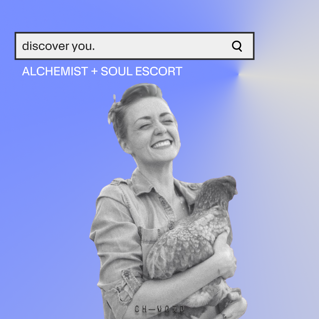 Alchemist Jones holding a chicken whilst smiling gleefully